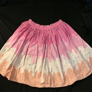 Ice cream cone swing skirt with pockets